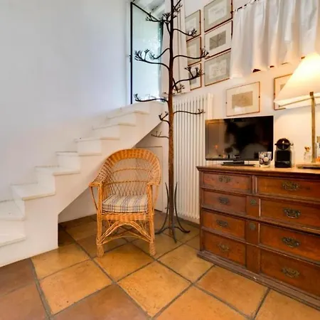 Luxury Art In Trastevere With Terrace *