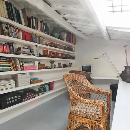 Luxury Art In Trastevere With Terrace Lägenhet *