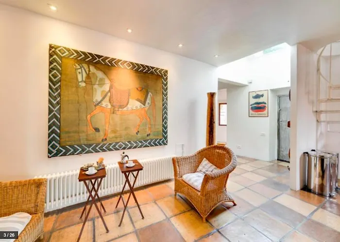 Luxury Art In Trastevere With Terrace شقة *