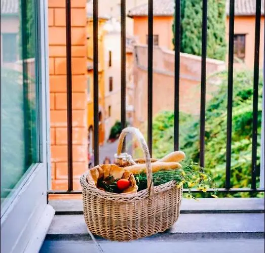 شقة Luxury Art In Trastevere With Terrace